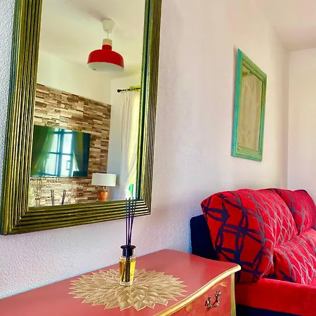 Laura, Romantic Stay, Free Wifi Apartment *